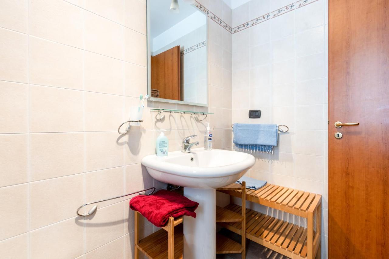 Appartement Lecce Colorful Flat With Terrace & Parking Extérieur photo