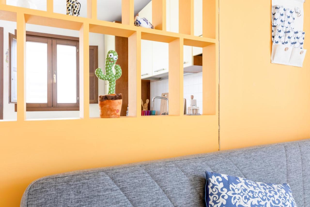 Appartement Lecce Colorful Flat With Terrace & Parking Extérieur photo