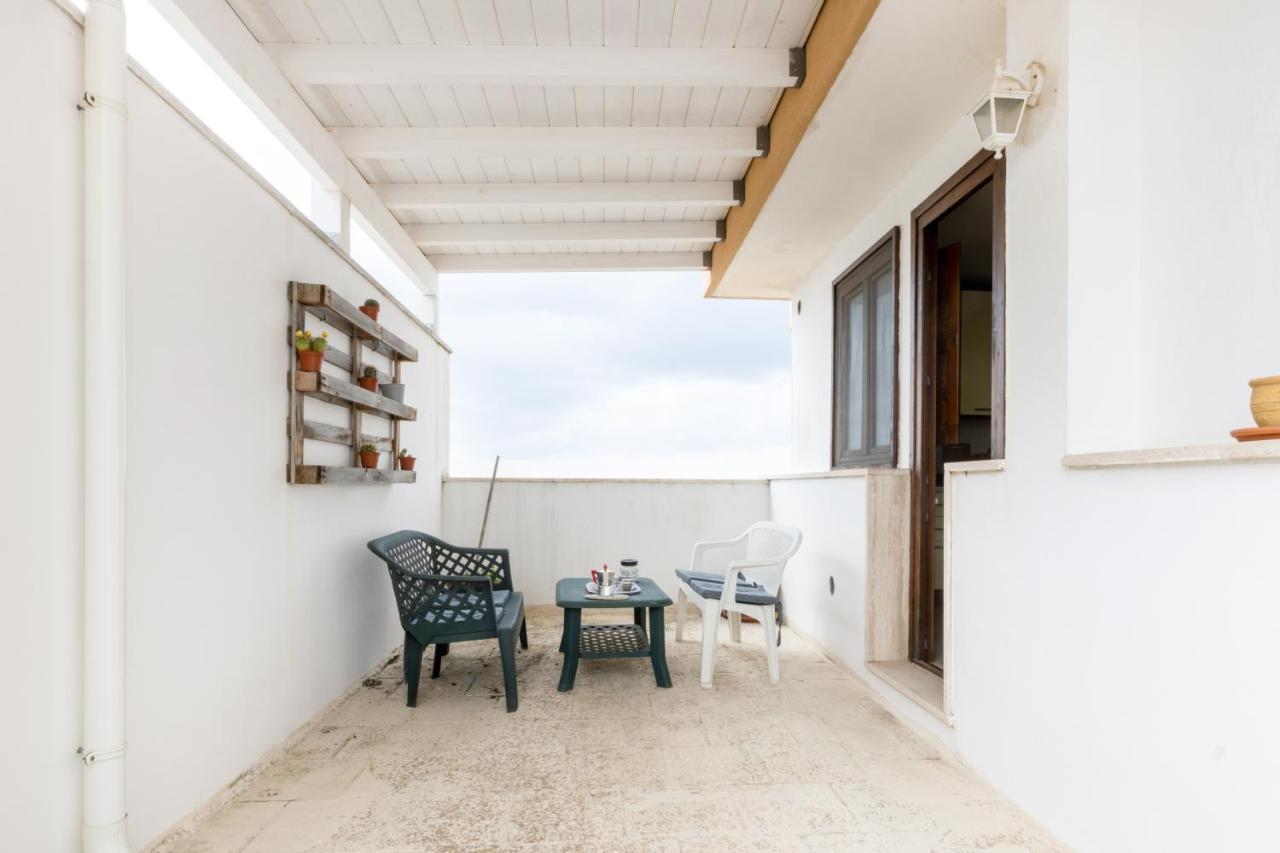 Appartement Lecce Colorful Flat With Terrace & Parking Extérieur photo